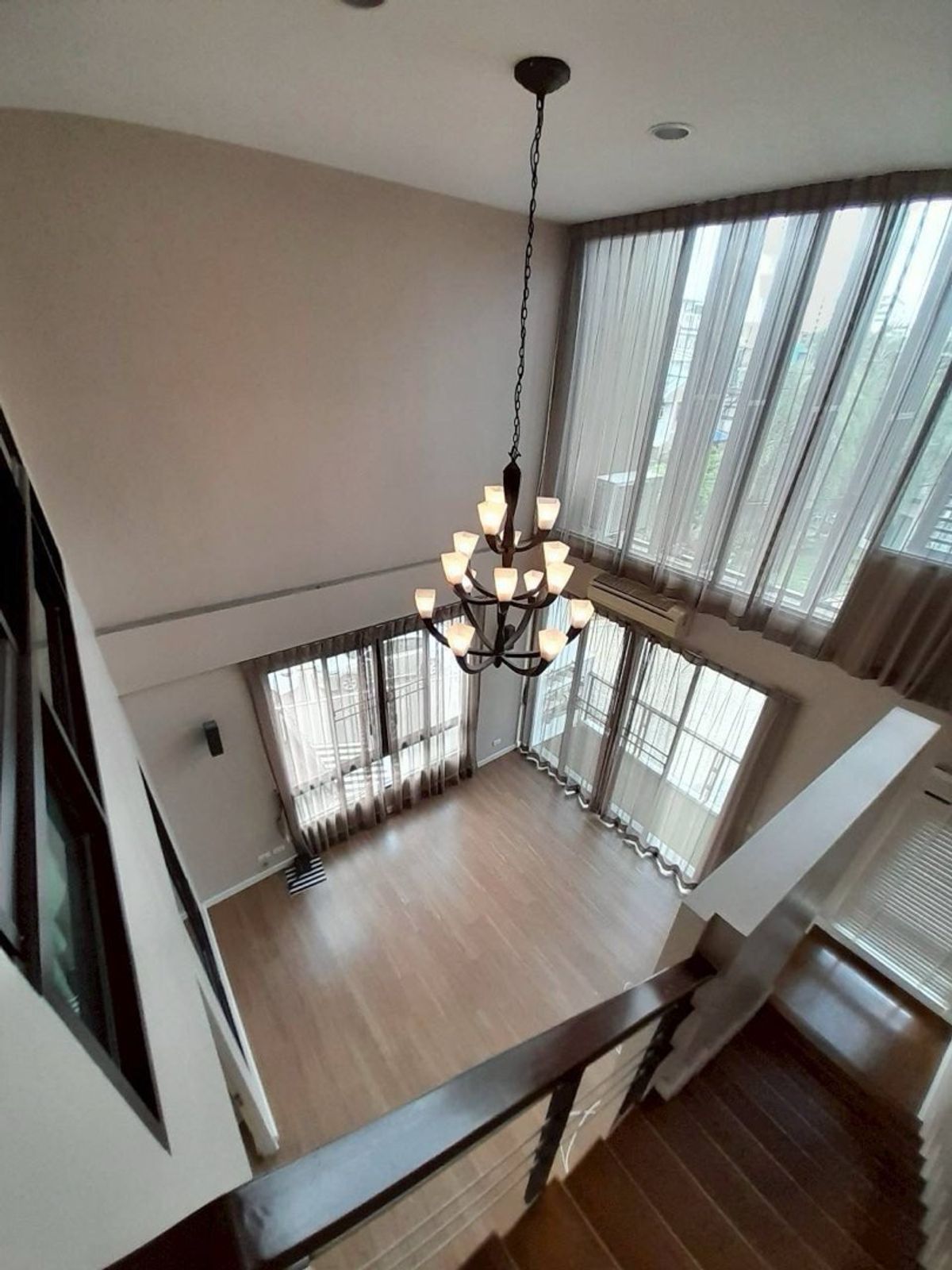 ขายทาวน์โฮมอ่อนนุช อุดมสุข : Townhome 3 ชั้นครึ่ง ราคาดี เงียบสงบ เดินทางสะดวก ใกล้จุดขึ้นลงทางด่วน