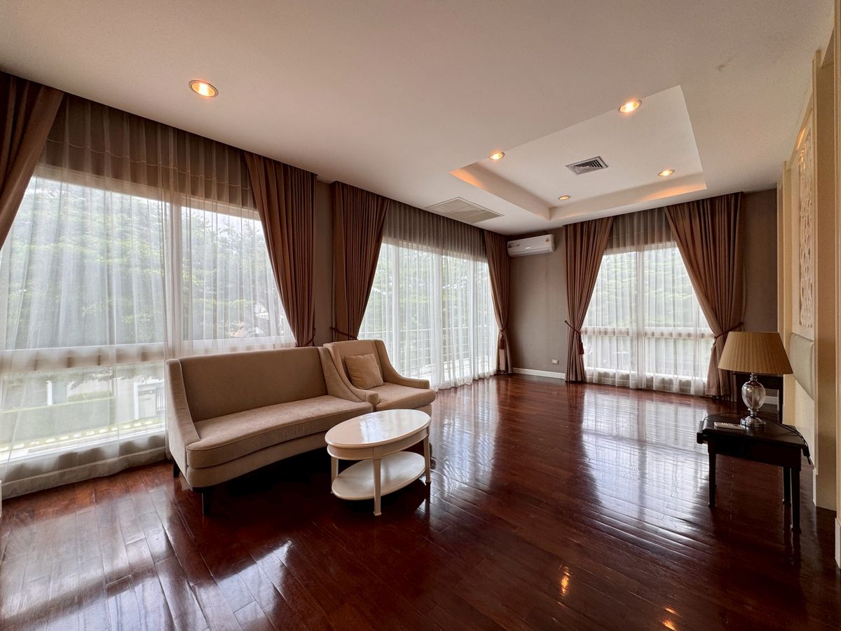 ขายบ้านพุทธมณฑล ศาลายา : (For Sale) Nirvana Icon Pinklao 19.5 ล้านบาท 3 ห้องนอน 4 ห้องน้ำ ขนาด 145 ตร.ว. โทร 0838824256 Big