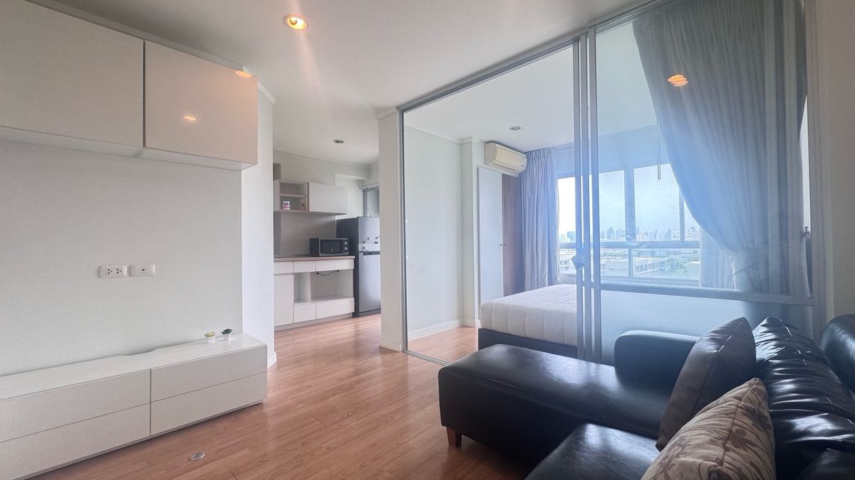 For SaleCondoPattanakan, Srinakarin : Lumpini Ville Condo for sale Development-Phetchaburi New Cut (Phatthanakan 26) ready to stay