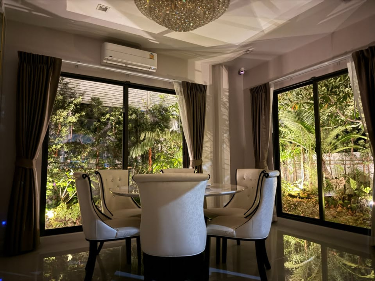 For RentHouseVipawadee, Don Mueang, Lak Si : 4Bedroom House with Smart Home System and Koi Pond near Don Mueang Airport
