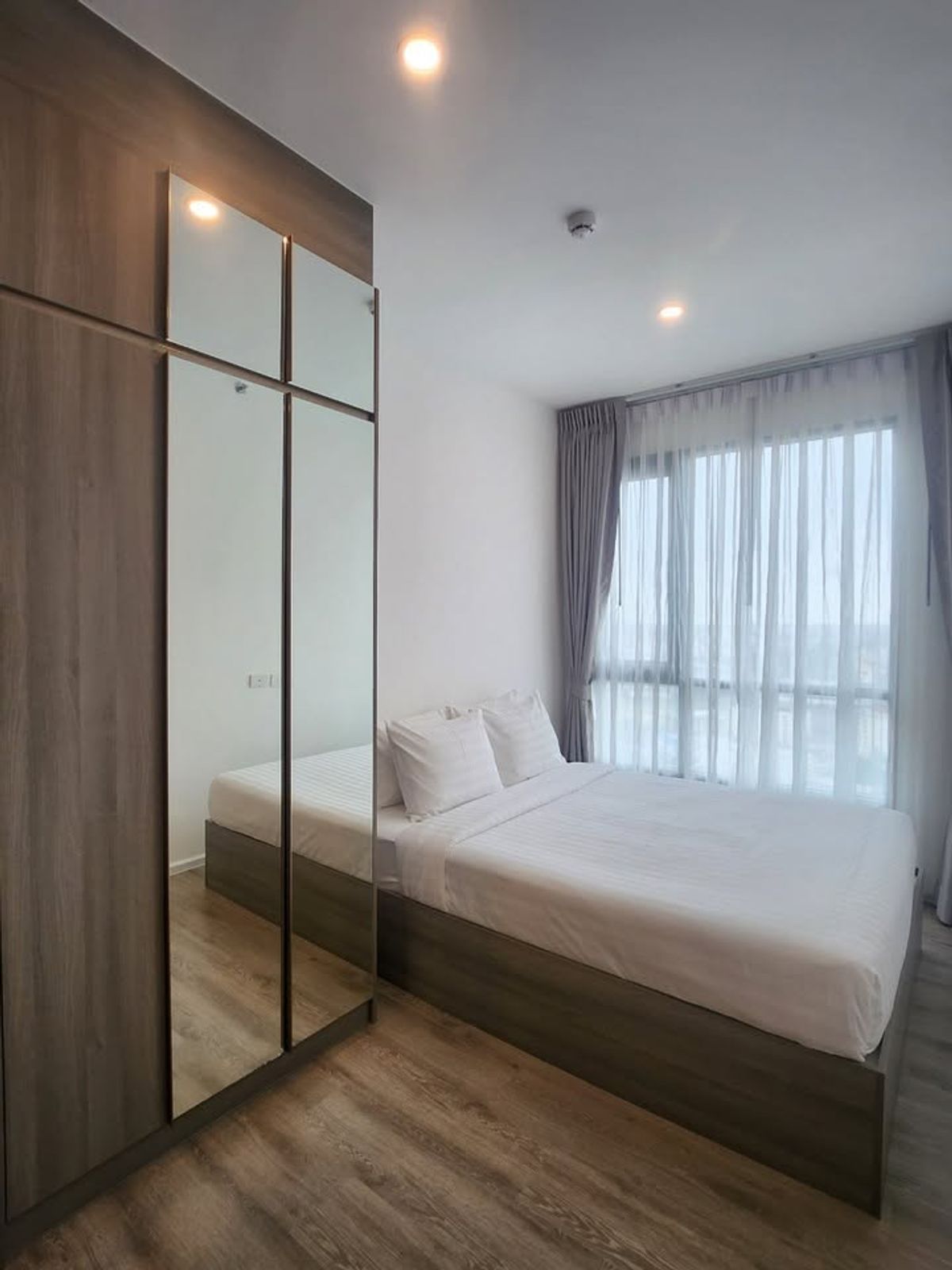 ให้เช่าคอนโดสมุทรปราการ สำโรง : RC072225 ให้เช่า Condo Fully furnished KENSINGTON สุขุมวิท-เทพารักษ์ ติด BTS สายสีเหลือง สถานีทิพวัล