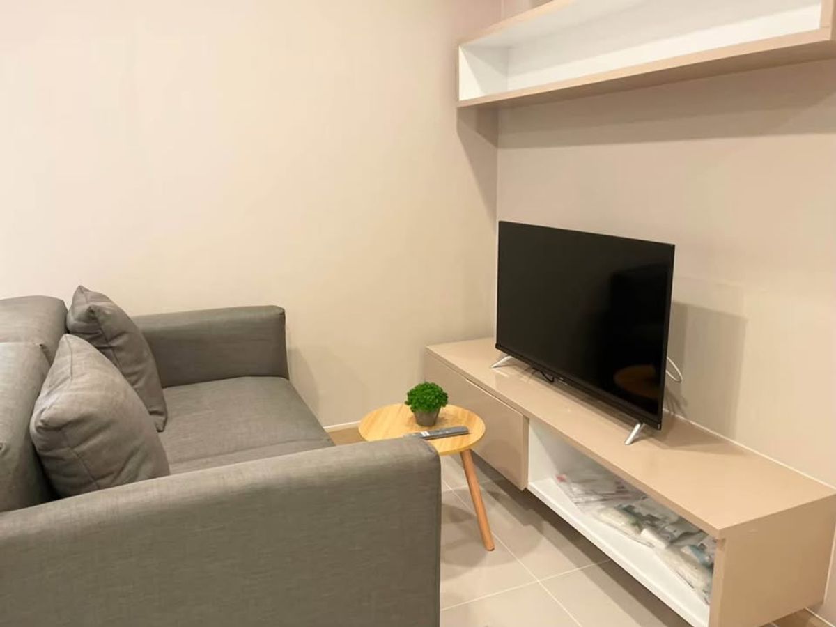 For RentCondoSukhumvit, Asoke, Thonglor : Condo, 6th floor, with beautiful decorative furniture for rent in Ekkamai area-Khlong Tan, near Dong Ki Mall, Thonglor only 900 meters