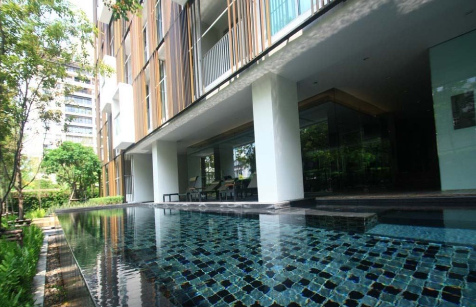 ขายคอนโดสุขุมวิท อโศก ทองหล่อ : 🔥ขายด่วน+🔥เวีย 31 คอนโดมิเนียมพร้อมขาย ในย่านพร้อมพงษ์ เเวดล้อมด้วยสิ่งอำนวยความสะดวกครบครัน