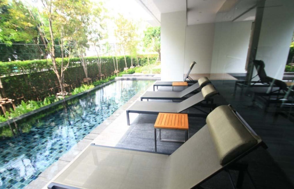 ขายคอนโดสุขุมวิท อโศก ทองหล่อ : 🔥ขายด่วน+🔥เวีย 31 คอนโดมิเนียมพร้อมขาย ในย่านพร้อมพงษ์ เเวดล้อมด้วยสิ่งอำนวยความสะดวกครบครัน