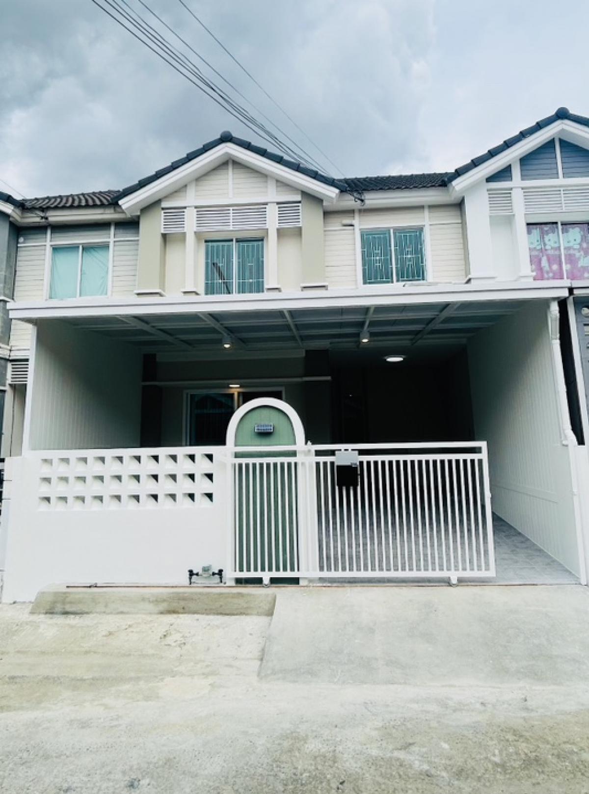 For SaleTownhomePathum Thani,Rangsit, Thammasat : Selling