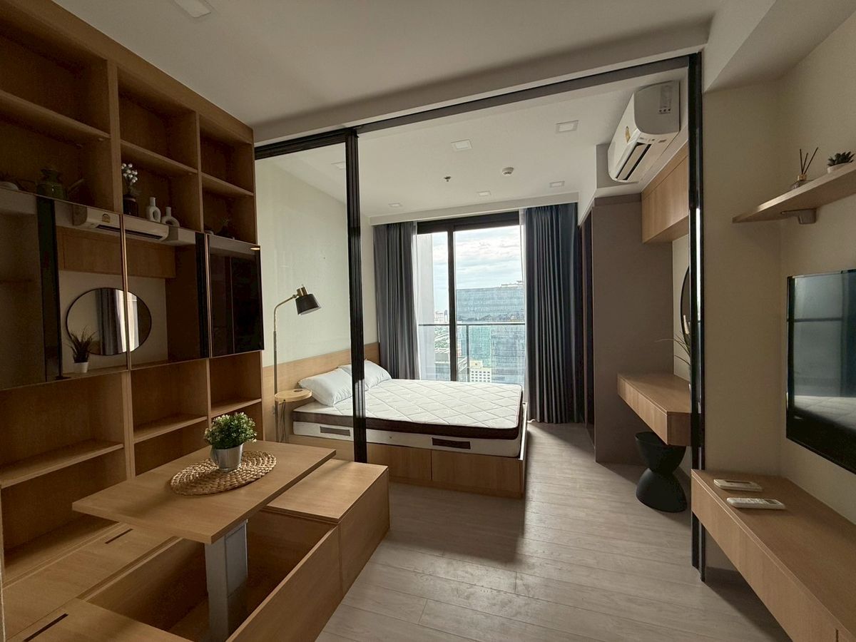 For RentCondoRama9, Petchburi, RCA : One9five Asoke-Rama 9 with High floor 
