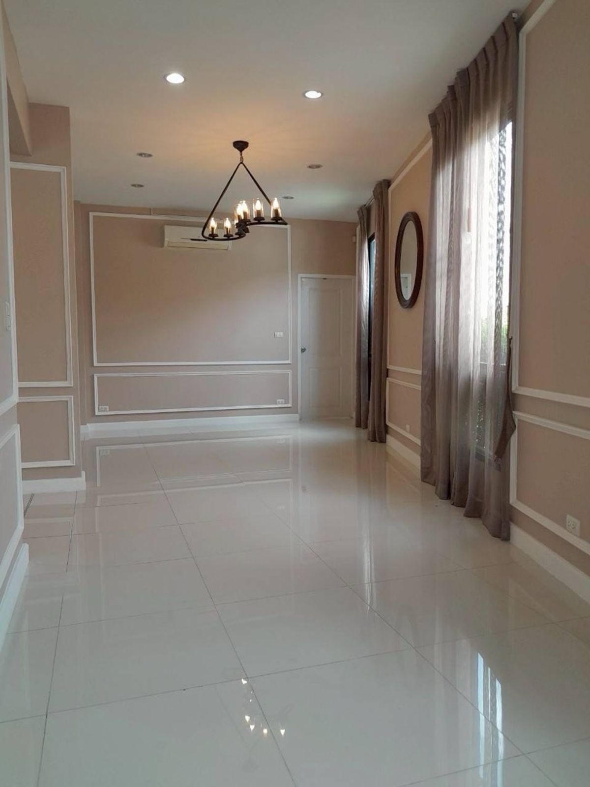 ขายทาวน์โฮมอ่อนนุช อุดมสุข : Townhome 3 ชั้นครึ่ง ราคาดี เงียบสงบ เดินทางสะดวก ใกล้จุดขึ้นลงทางด่วน