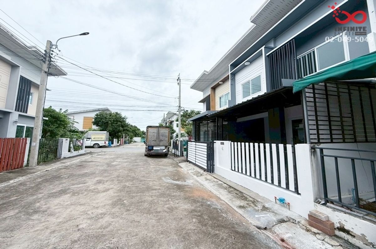 ขายทาวน์โฮมนนทบุรี บางใหญ่ บางบัวทอง : ขายทาวน์โฮม 19.5 ตรว.เดอะโมดิช บางบัวทอง รีโนเวทใหม่ 