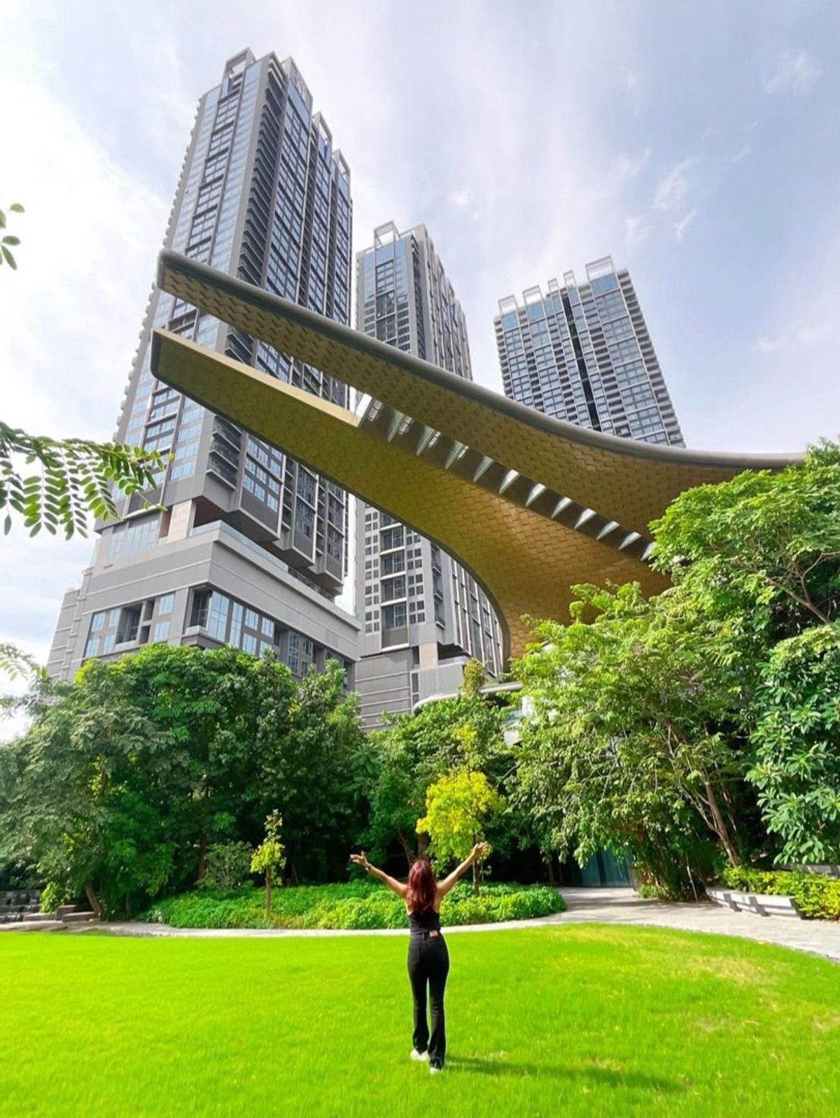 ให้เช่าคอนโดบางนา แบริ่ง ลาซาล : 🌳 Whizdom The Forestias – A Nature 30 Rai-Inspired Luxury Condo ♥️1 bed 