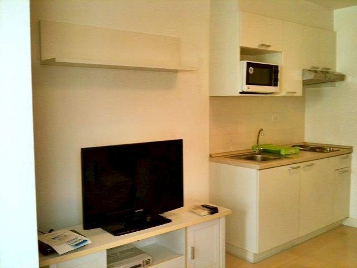 ให้เช่าคอนโดสุขุมวิท อโศก ทองหล่อ : The Clover Thonglor (เดอะ โคลเวอร์ ทองหล่อ) (1bed1bath 40sqm)