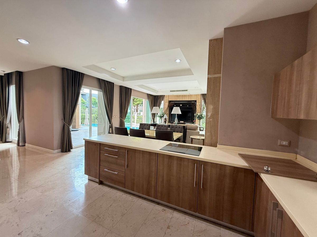 ขายบ้านพุทธมณฑล ศาลายา : (For Sale) Nirvana Icon Pinklao 19.5 ล้านบาท 3 ห้องนอน 4 ห้องน้ำ ขนาด 145 ตร.ว. โทร 0838824256 Big