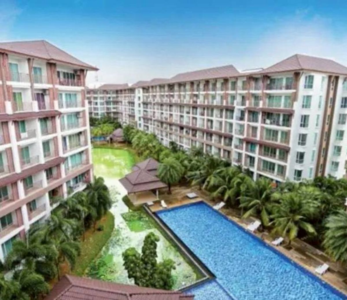 For RentCondoPattaya, Bangsaen, Chonburi : The AD BANGSARAY LAKE & Resort condo is a dual room, a dual room to find a total of 1 large room, 51 sqm. Building C, 4th floor, condo is opposite the Bangsaeng Municipality, Sattahip District, Chon Buri Province.