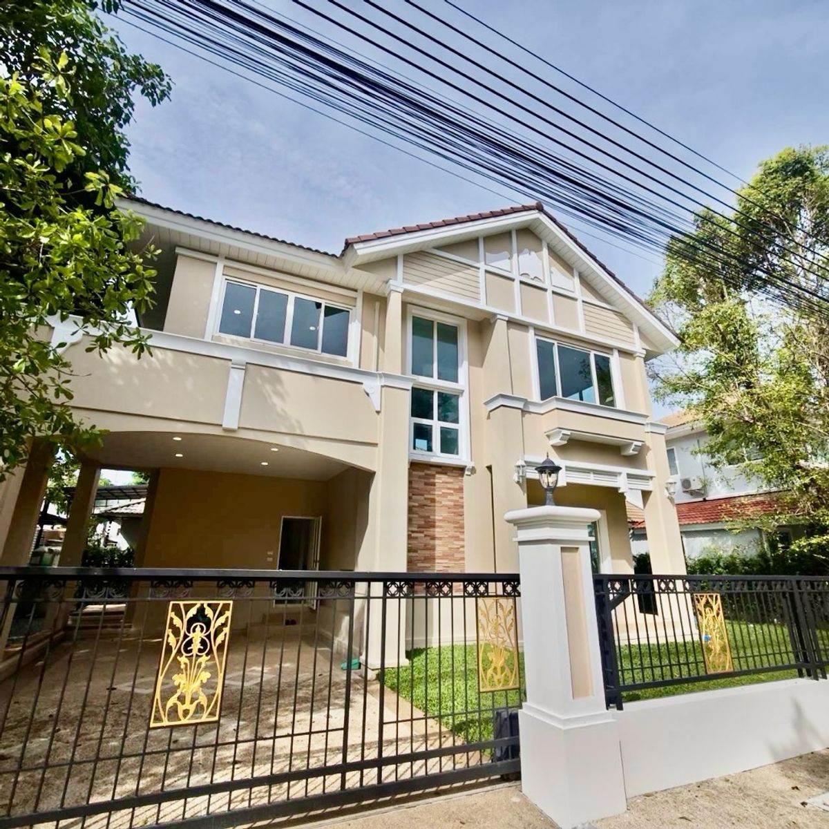 ให้เช่าบ้านมีนบุรี-ร่มเกล้า : ให้เช่า บ้านเดี่ยว🏡หมู่บ้านเพอร์เฟคเพลส เลคโซน รามคำแหง164 3ห้องนอน3ห้องน้ำ