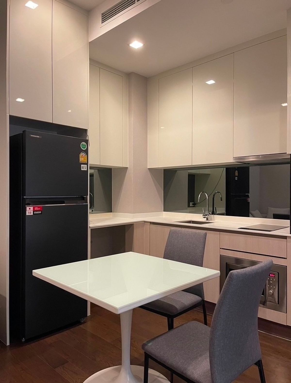 For RentCondoRama9, Petchburi, RCA : 1 bedroom for rent, 1 bathroom Q Asoke Q Asoke (Special price)
