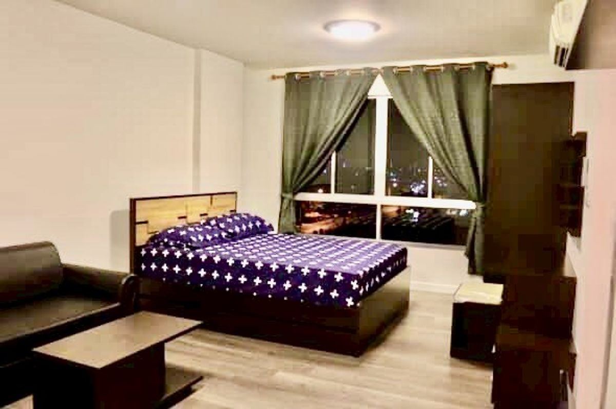 For SaleCondoBangna, Bearing, Lasalle : Condo for sale D Condo Campus Resort Bangna, 6th floor, Building B, size 30 sq.m., complete decoration with furniture and electrical appliances, ready to stay / invest immediately. Just a few minutes walk ABAC University (ABAC)