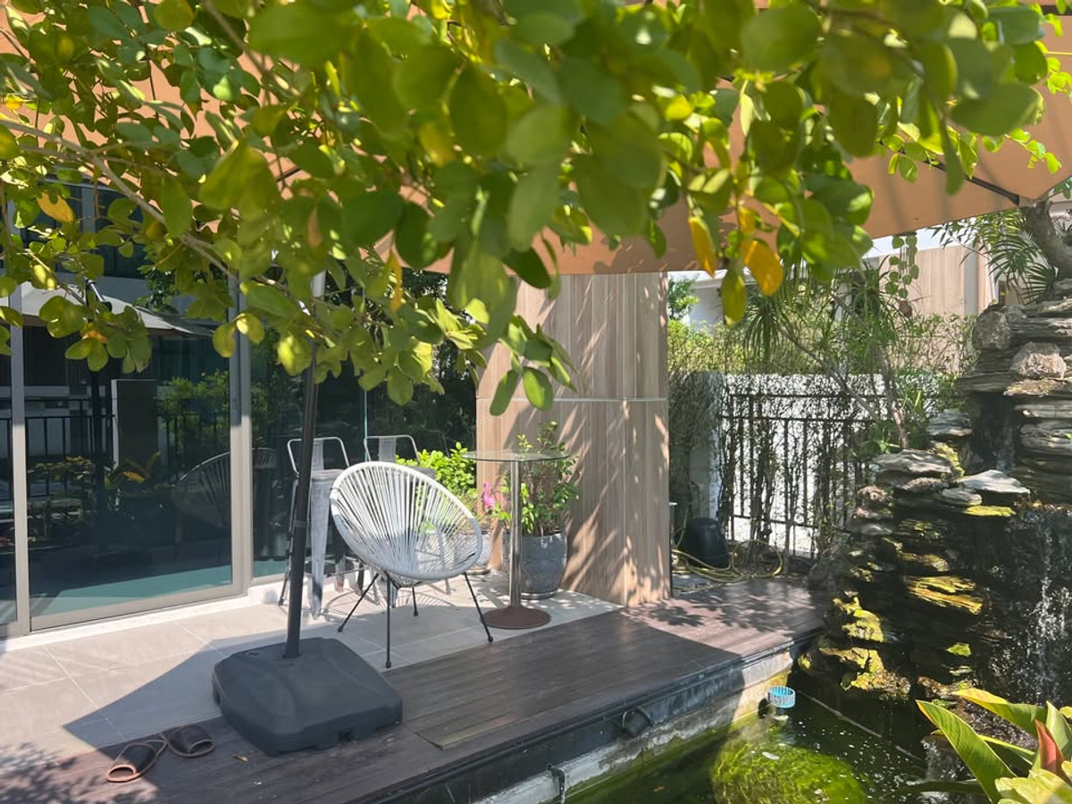 For RentHouseVipawadee, Don Mueang, Lak Si : 4Bedroom House with Smart Home System and Koi Pond near Don Mueang Airport