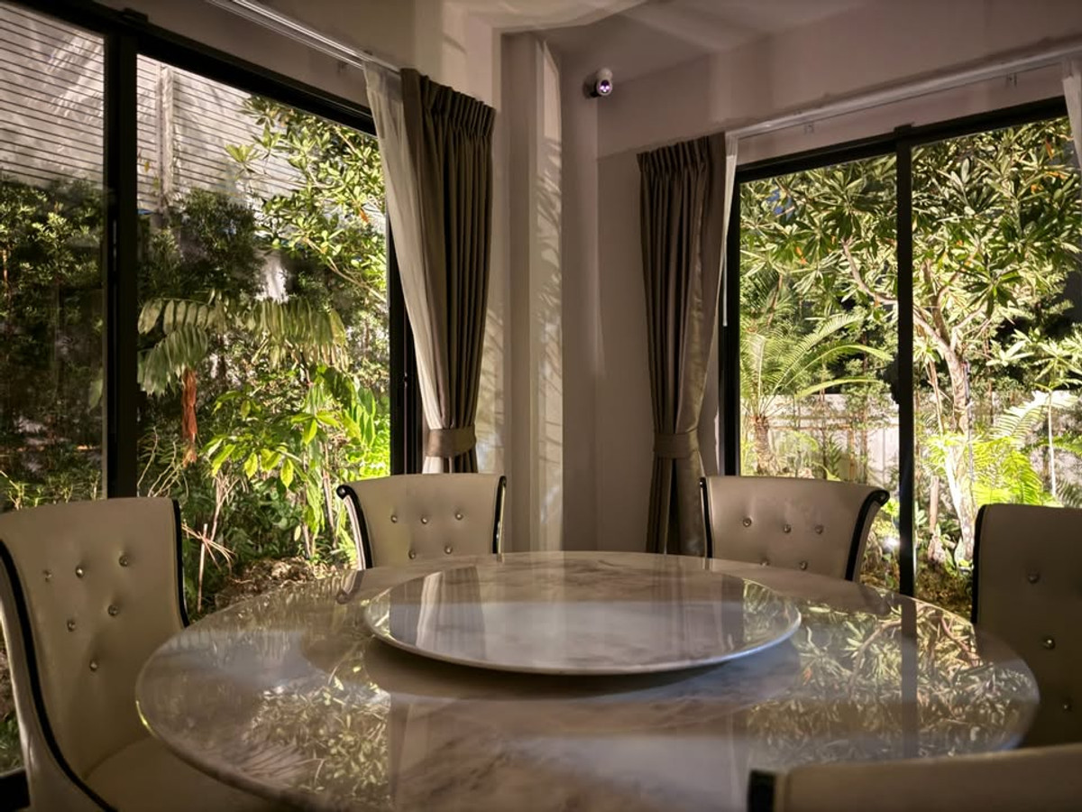 For RentHouseVipawadee, Don Mueang, Lak Si : 4Bedroom House with Smart Home System and Koi Pond near Don Mueang Airport