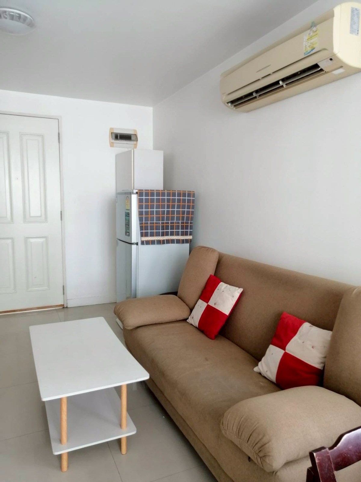 ให้เช่าคอนโดสุขุมวิท อโศก ทองหล่อ : The Clover Thonglor (เดอะ โคลเวอร์ ทองหล่อ) (1bed1bath 40sqm)