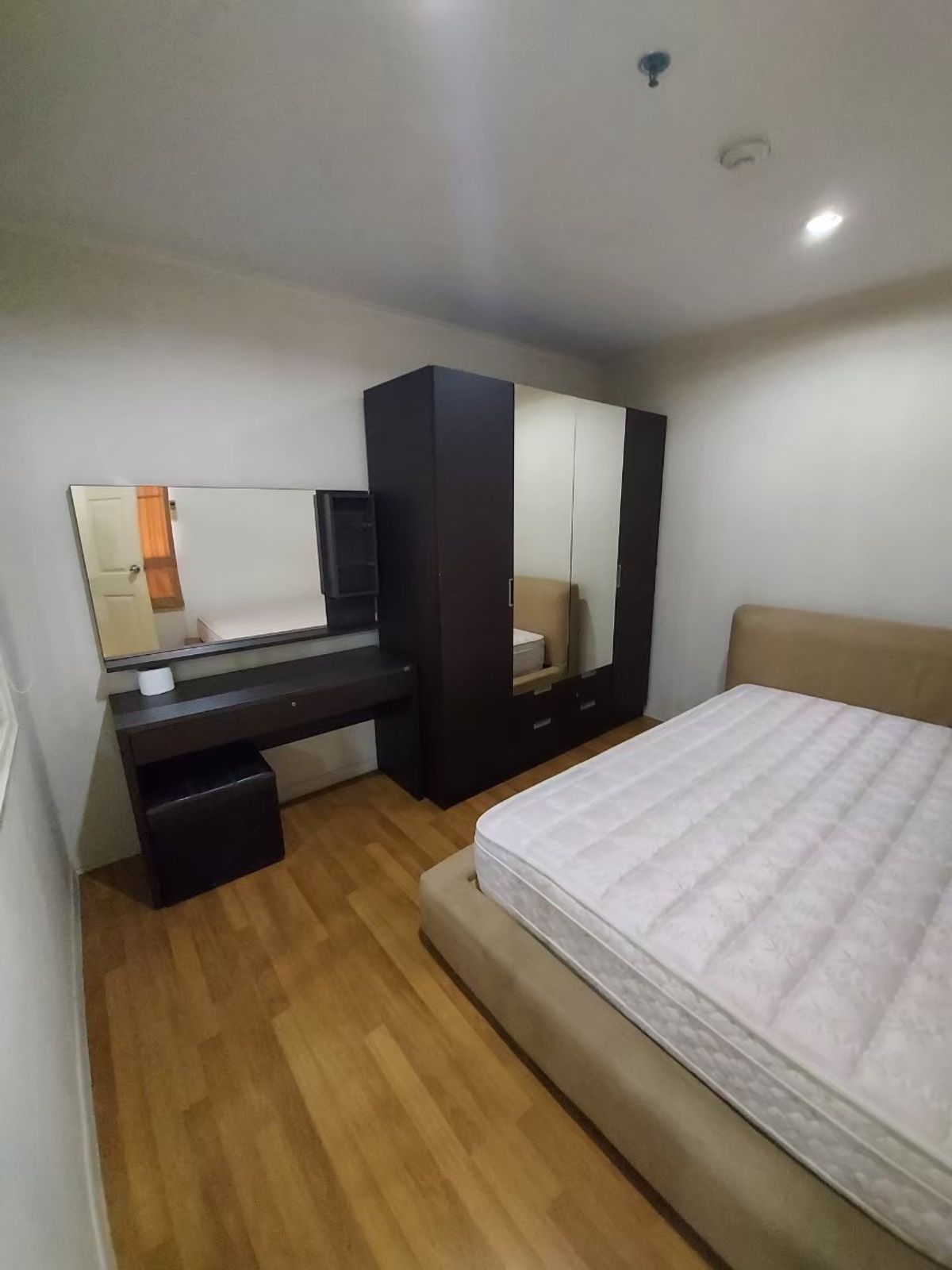 ขายคอนโดปิ่นเกล้า จรัญสนิทวงศ์ : 🏠ห้องใหญ่ 43ตรม🏠คอนโดใกล้ สะพานสมเด็จพระปิ่นเกล้า🌟  ขาย ลุมพินี เพลส ปิ่นเกล้า🔥