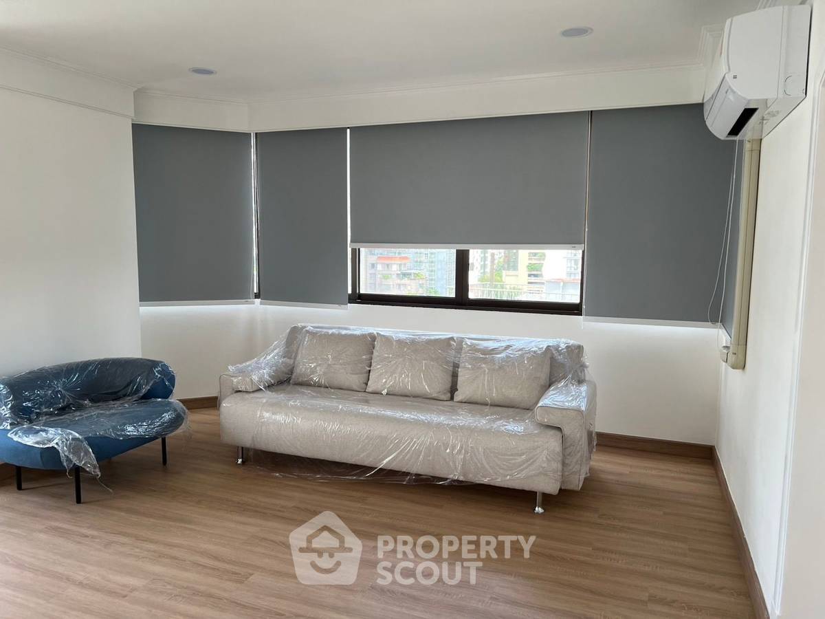 For SaleCondoSukhumvit, Asoke, Thonglor : 1-BR Condo at Lake Avenue Sukhumvit 16 near BTS Asok