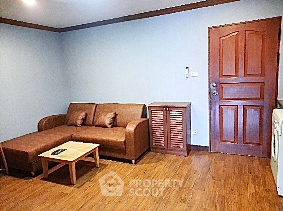 For SaleCondoSukhumvit, Asoke, Thonglor : 1-BR Condo at Rin House Condominium near MRT Sukhumvit