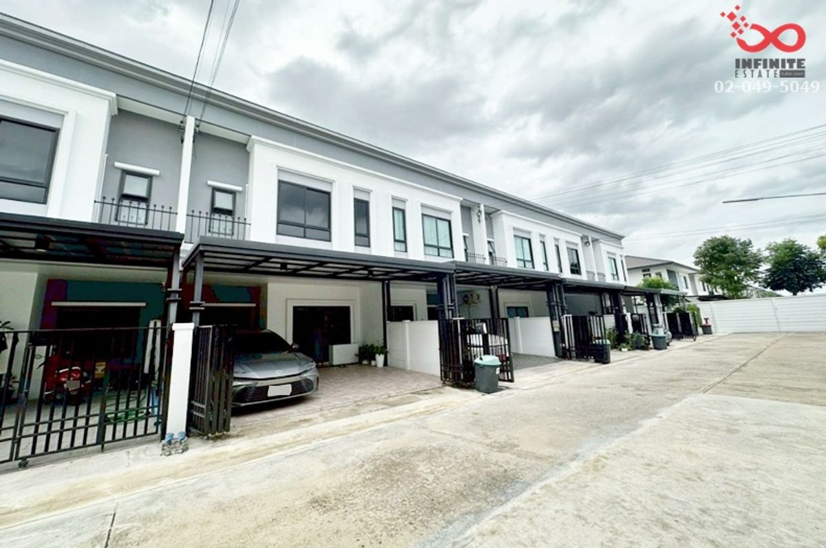 For SaleTownhomePathum Thani,Rangsit, Thammasat : 2 -storey townhome for sale, Brighton Khu Khot Station 17.7 sq.w., near BTS Khu Khot