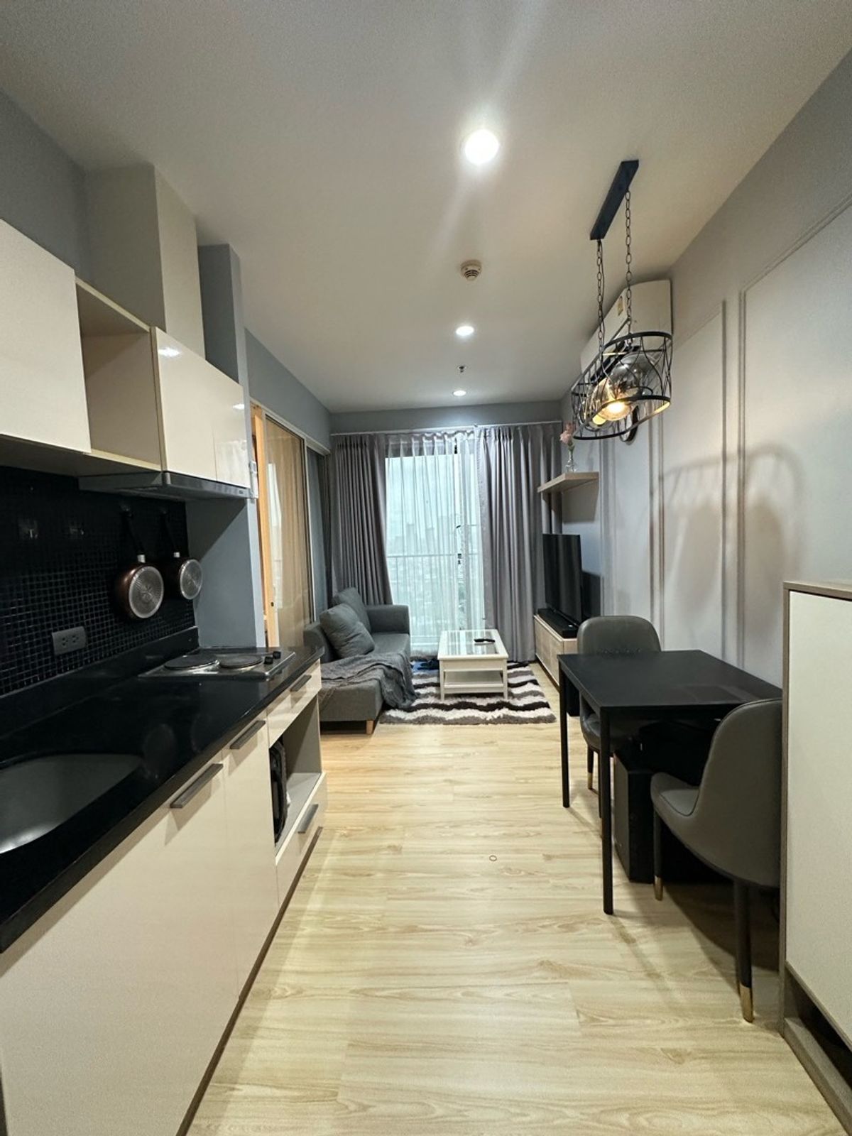 ขายคอนโดวงเวียนใหญ่ เจริญนคร : คอนโด Fuse Sathorn Taksin 