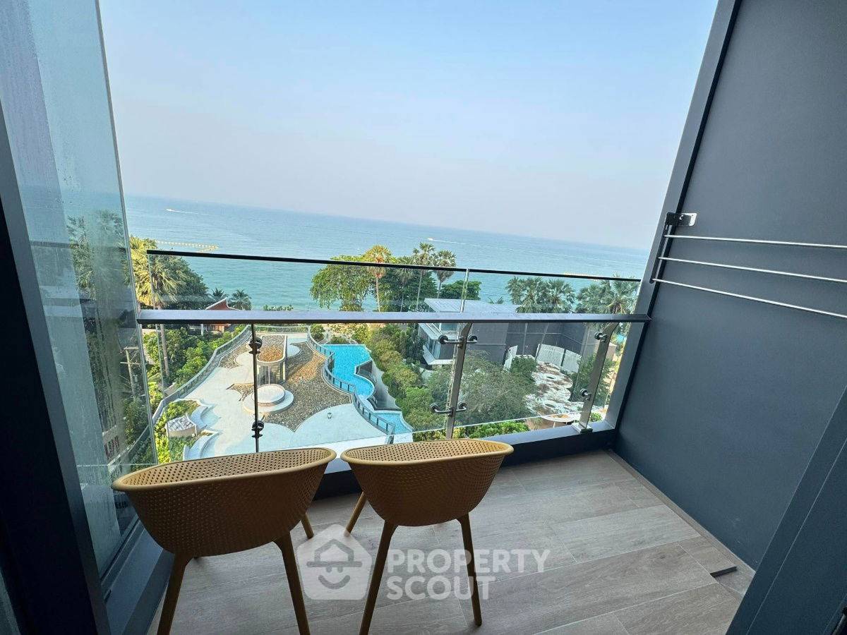 For SaleCondoPattaya, Bangsaen, Chonburi : Studio Condo at AROM WONGAMAT close to Sanctuary of Truth