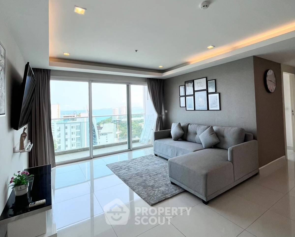 For SaleCondoPattaya, Bangsaen, Chonburi : 3-BR Condo at Cosy Beach View close to Phratamnak
