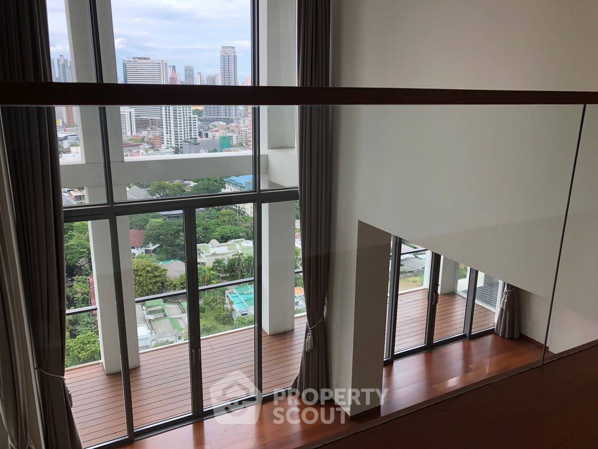 For SaleCondoSathorn, Narathiwat : 3-BR Condo at The Sukhothai Residences Condominium near MRT Lumphini