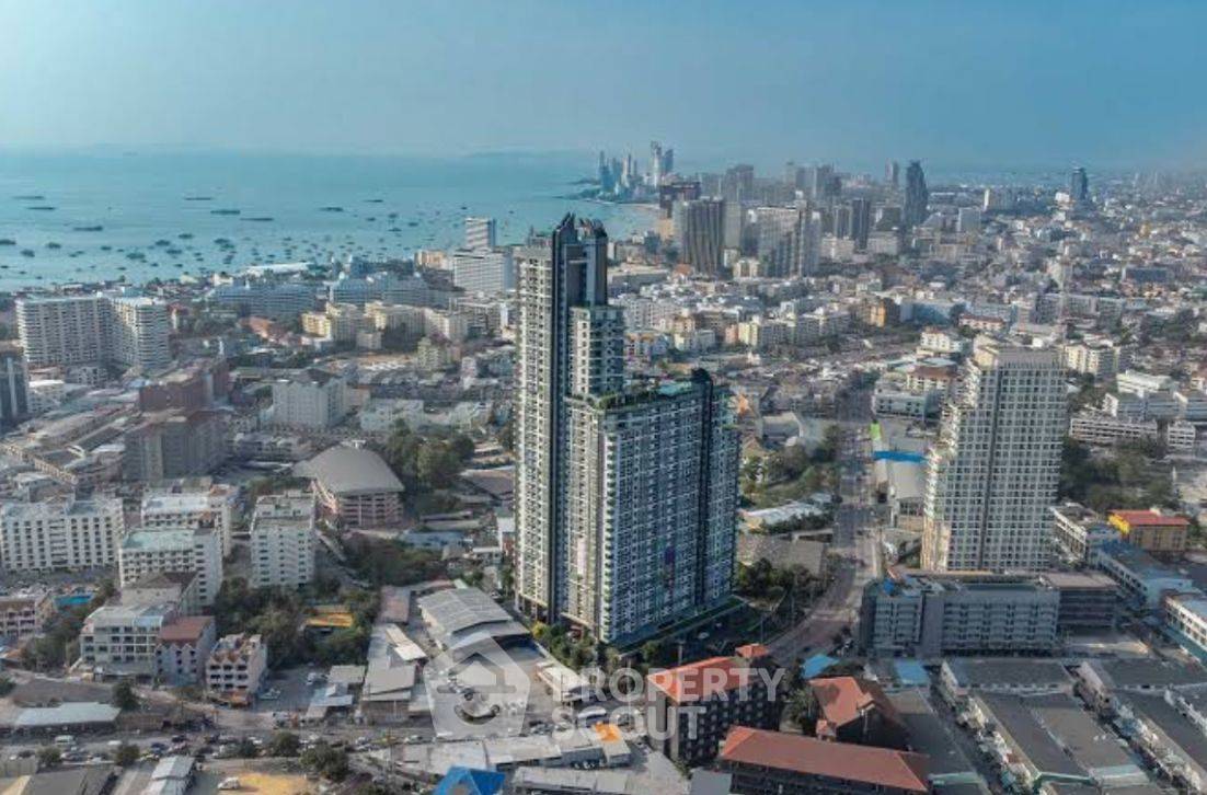 For SaleCondoPattaya, Bangsaen, Chonburi : 1-BR Condo at Arcadia Millennium Tower close to Pattaya South