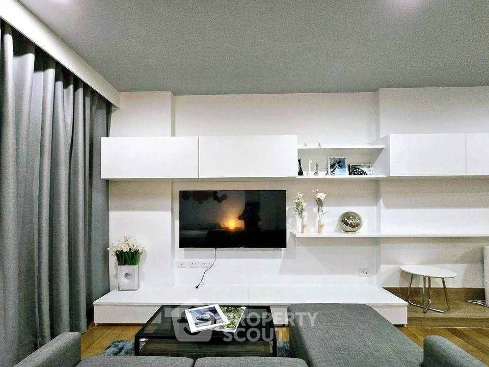 For SaleCondoOnnut, Udomsuk : 1-BR Condo at Blocs 77 near BTS On Nut