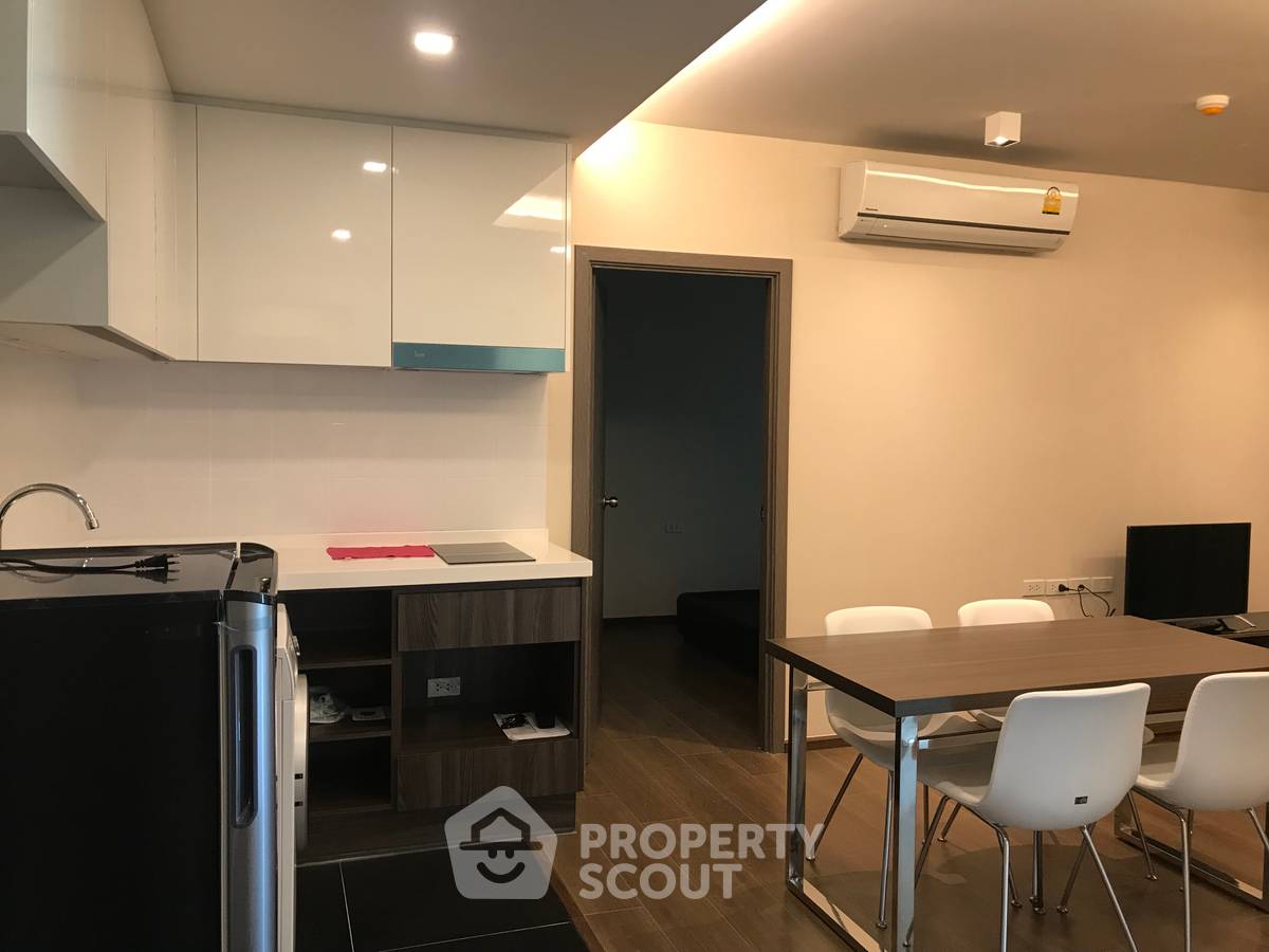For SaleCondoRama9, Petchburi, RCA : 2-BR Condo at The Remarkable Soonvijai 2 near ARL Ramkhamhaeng