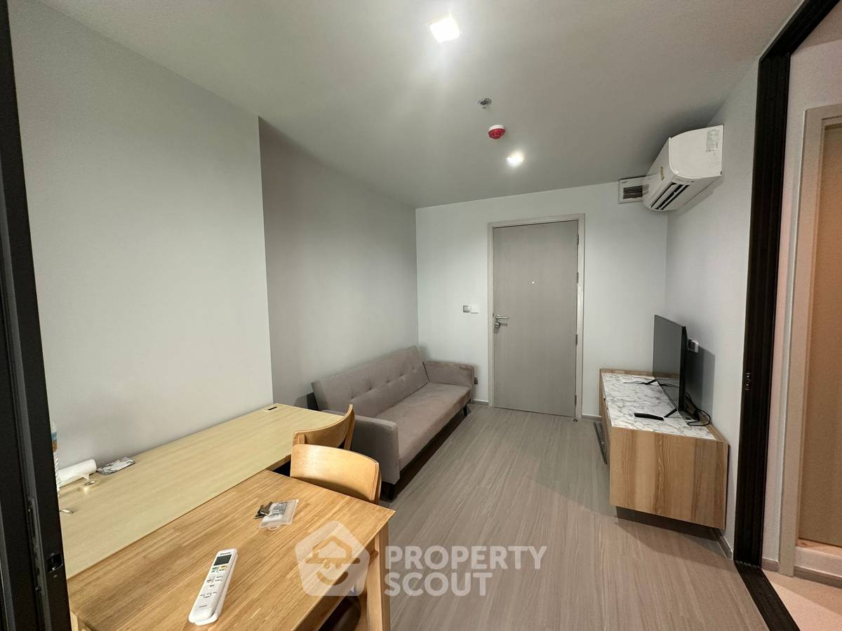 For SaleCondoLadprao, Central Ladprao : 2-BR Condo at Life Ladprao near BTS Ha Yaek Lat Phrao