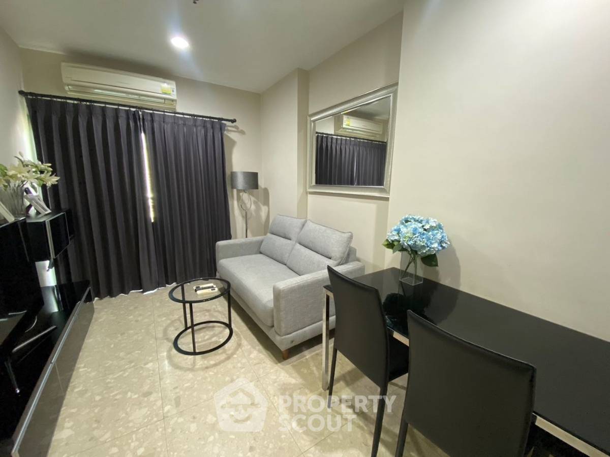 ให้เช่าคอนโดสุขุมวิท อโศก ทองหล่อ : คอนโด 1-ห้องนอน ที่ เดอะ เครสท์ สุขุมวิท 34 ใกล้ BTS ทองหล่อ
