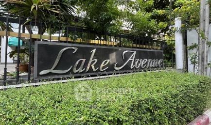 For SaleCondoSukhumvit, Asoke, Thonglor : 1-BR Condo at Lake Avenue Sukhumvit 16 near BTS Asok