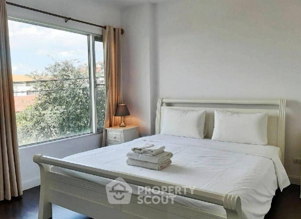 For RentCondoHuahin, Prachuap Khiri Khan, Pran Buri : 1-BR Condo at Baan Sandao close to Hua Hin Market Village