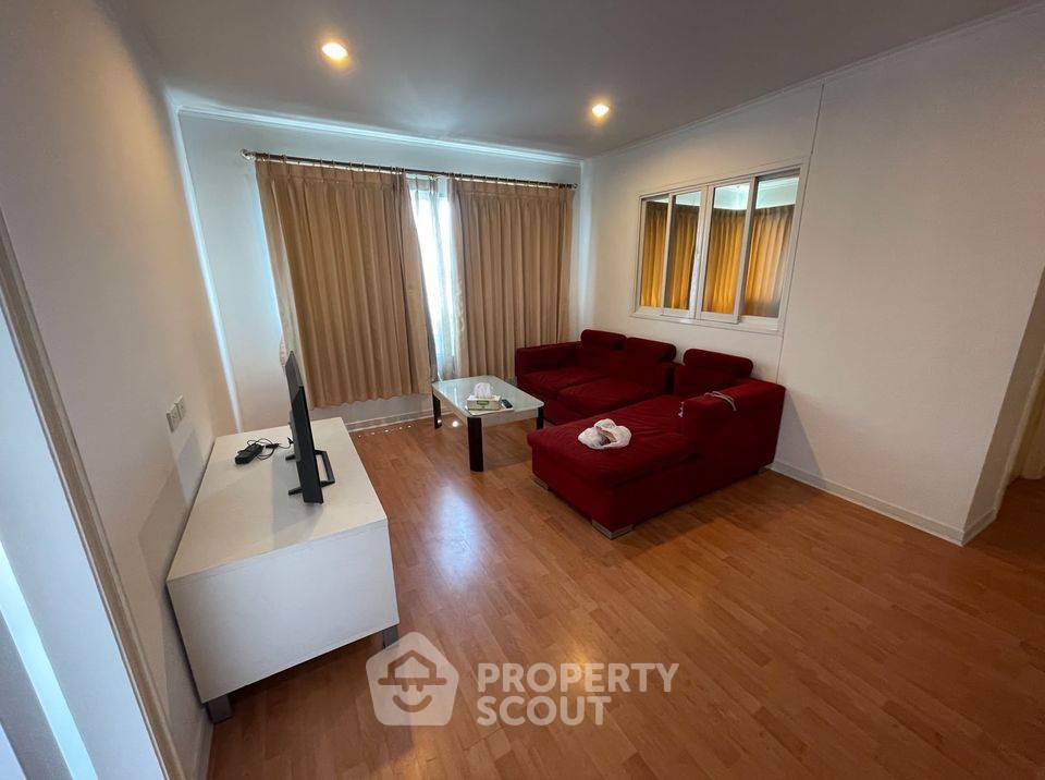 For SaleCondoRamkhamhaeng, Hua Mak : 2-BR Condo at Lumpini Ville Ramkhamhaeng 44 close to Ramkhamhaeng