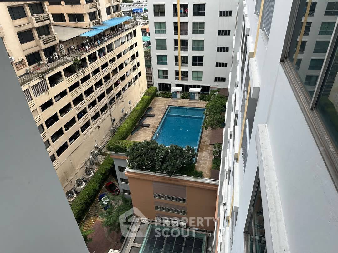 For SaleCondoThaphra, Talat Phlu, Wutthakat : 2-BR Condo at Life @ BTS Tha-Phra near BTS Talat Phlu