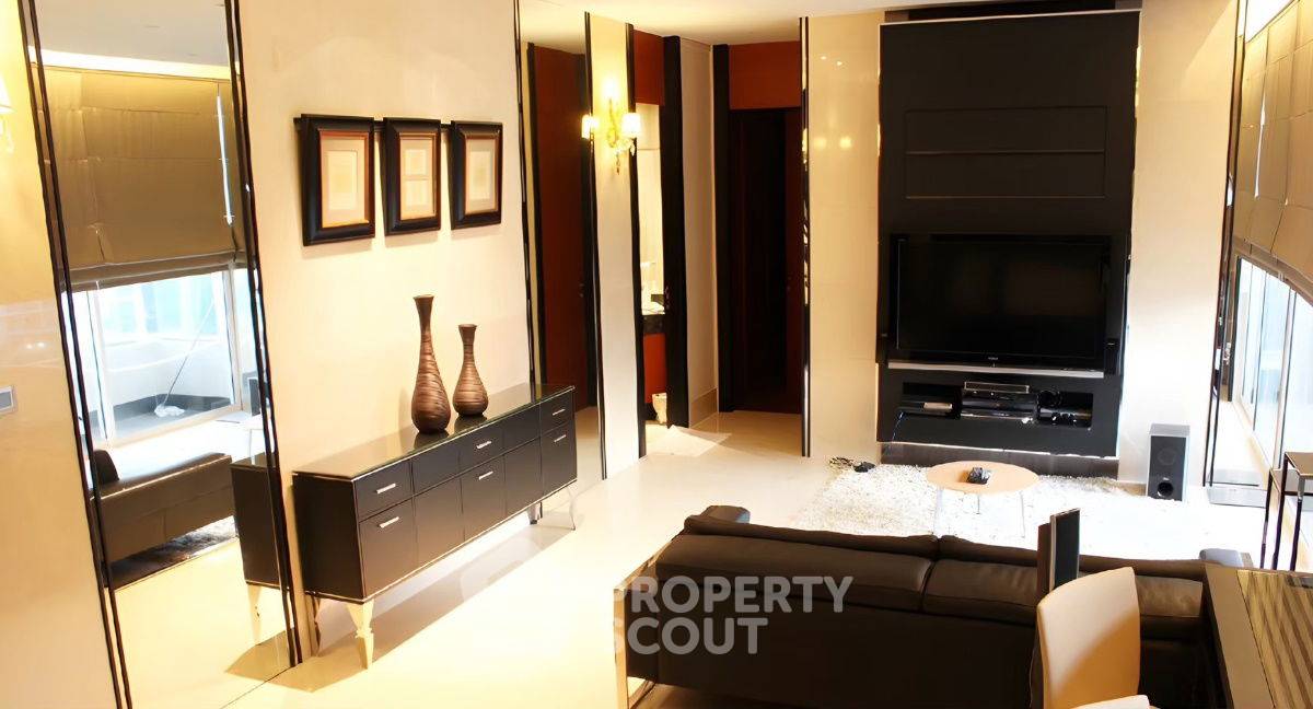 For SaleCondoSathorn, Narathiwat : 2-BR Condo at The Infinity Condominium near BTS Chong Nonsi