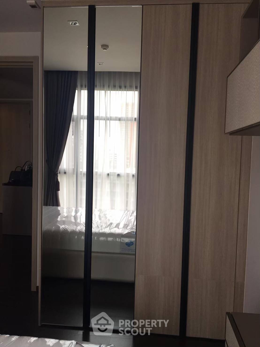 For RentCondoSukhumvit, Asoke, Thonglor : 2-BR Condo at The XXXIX By Sansiri near BTS Phrom Phong