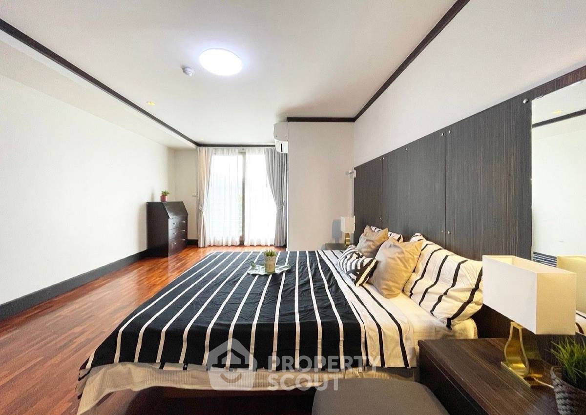 For RentCondoSukhumvit, Asoke, Thonglor : 3-BR Apt. near BTS Phrom Phong