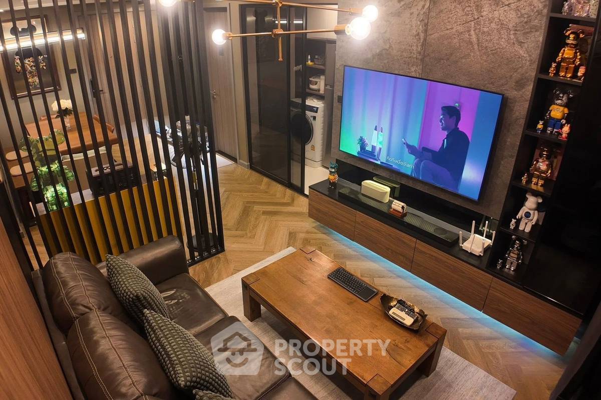 For RentCondoWongwianyai, Charoennakor : 2-BR Condo at Supalai Premier Charoen Nakhon near BTS Krung Thon Buri