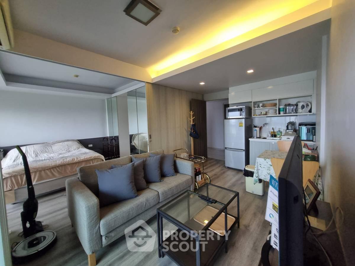 ขายคอนโดแจ้งวัฒนะ เมืองทอง : คอนโด 1-ห้องนอน ที่ ดับเบิ้ล เลค คอนโดมิเนียม ใน บ้านใหม่