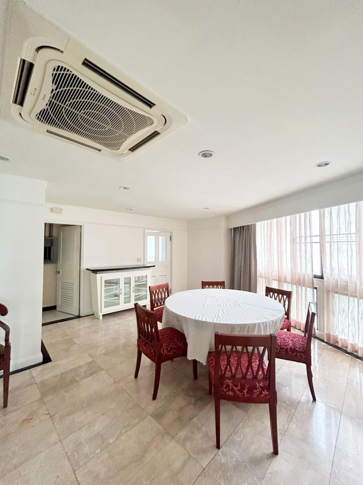 ขายคอนโดสุขุมวิท อโศก ทองหล่อ : ขาย คอนโด President Park สุขุมวิท 24 3 ห้องนอน 260 ตรม.