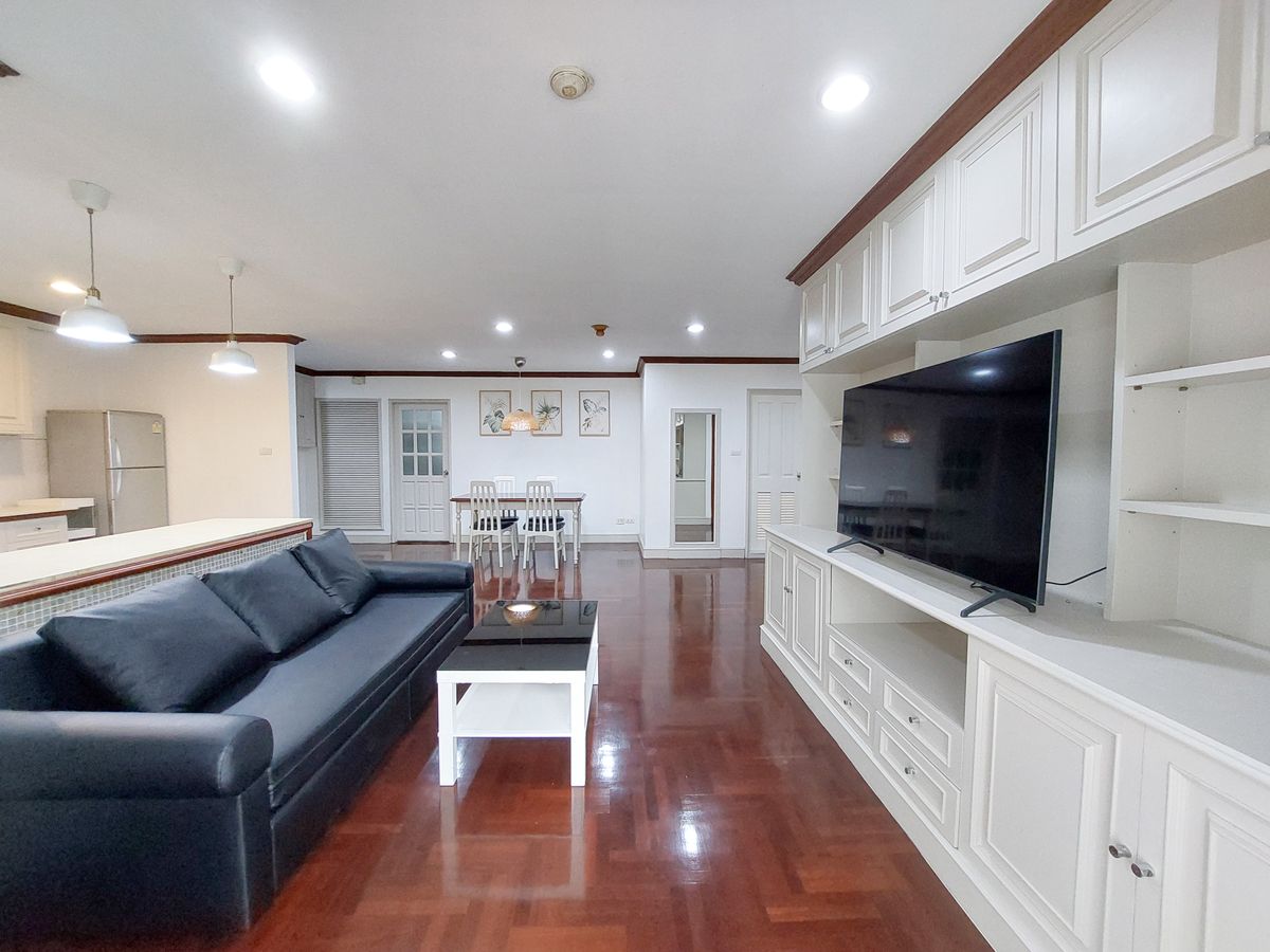 ให้เช่าคอนโดสุขุมวิท อโศก ทองหล่อ : Spacious 3 bedroom condo for Rent at Richmond Palace ,Sukhumvit 43