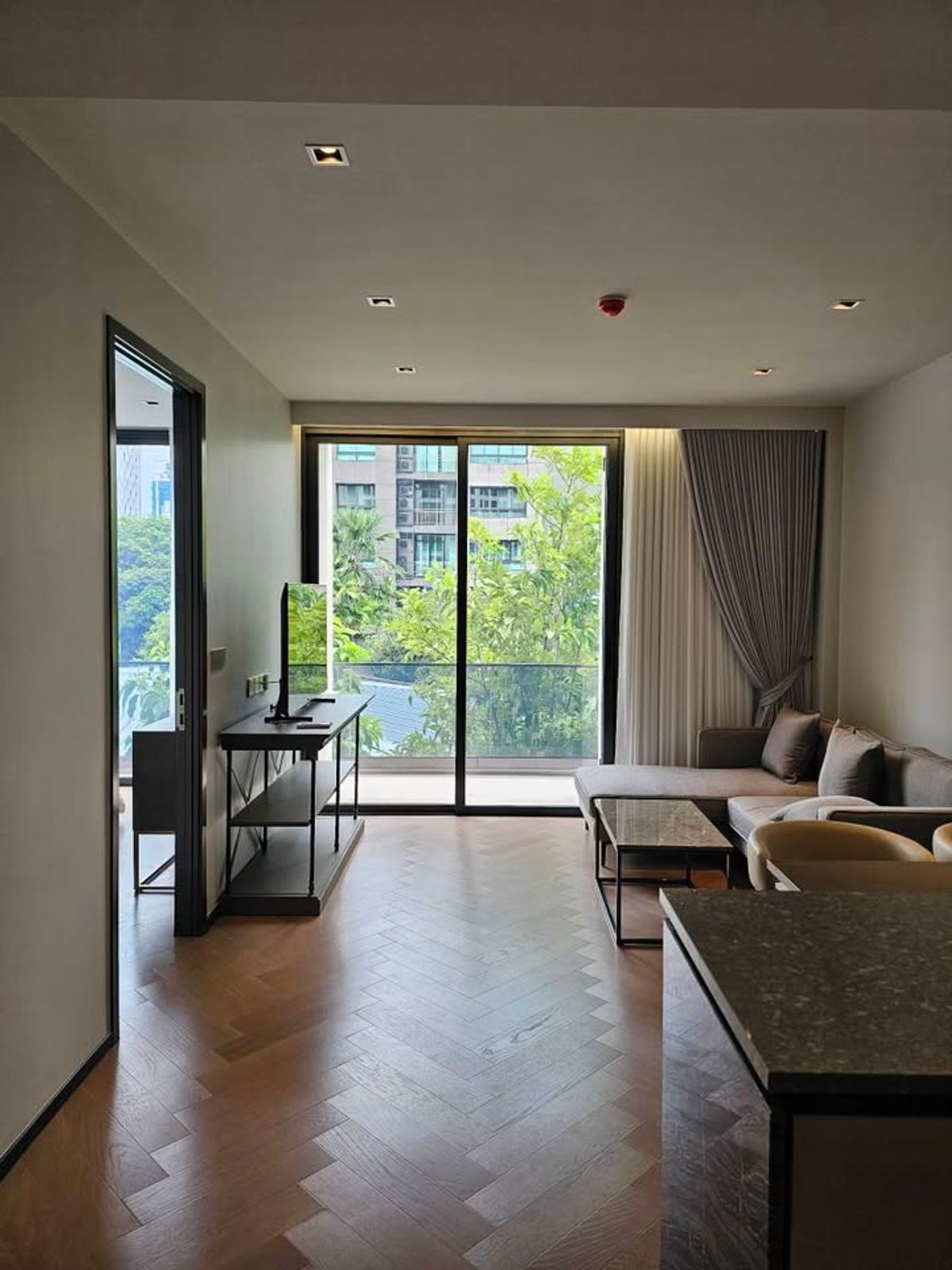 ให้เช่าคอนโดสุขุมวิท อโศก ทองหล่อ : ให้เช่า The Reserve 61 Hideaway ราคา 55,000 บาท [TTr250714]