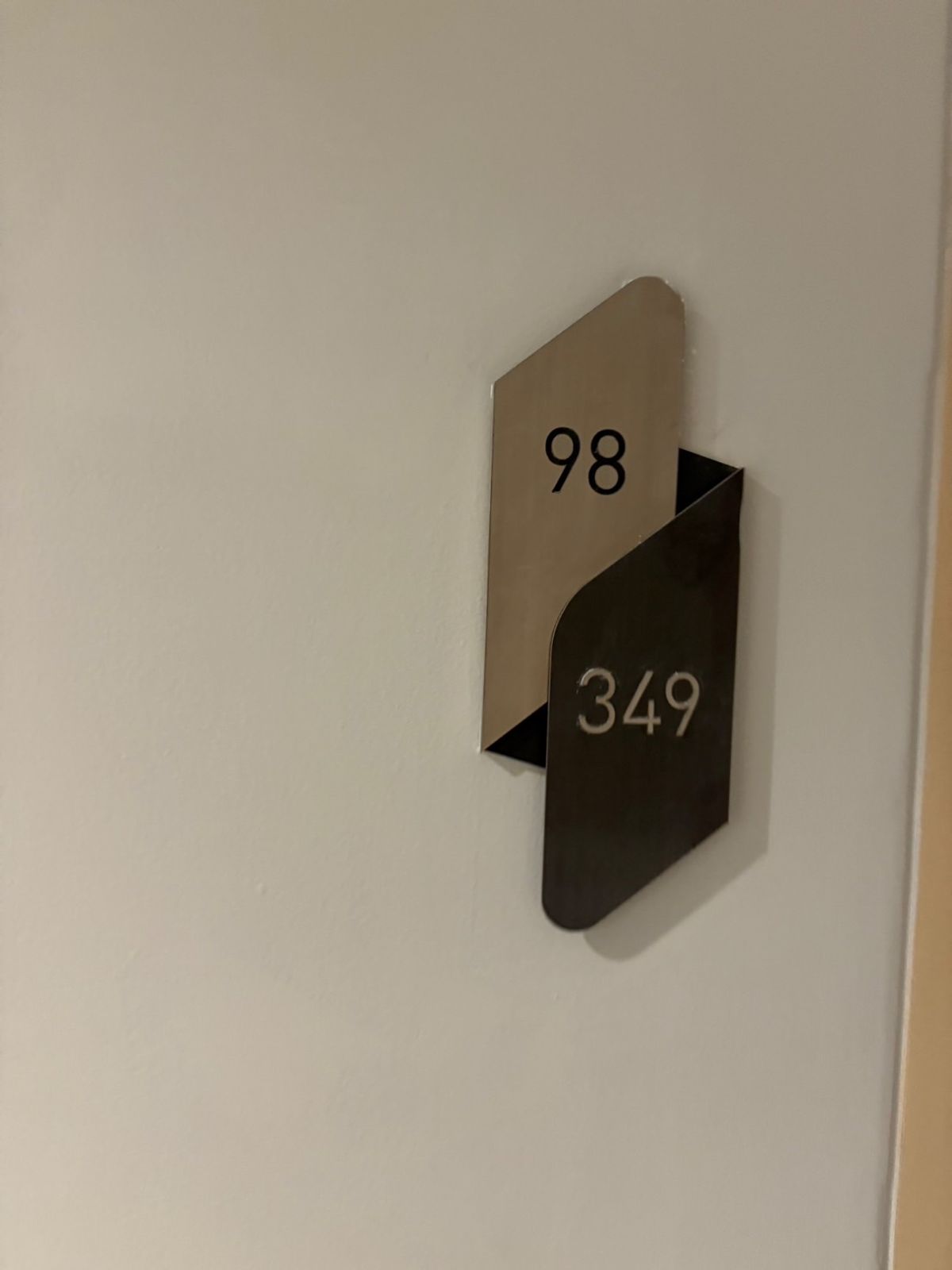 ขายคอนโดอ่อนนุช อุดมสุข : Foreign Quota ขายดาวน์คอนโด SkyRise Avenue Sukhumvit 64 ราคา 4,900,000 บาท [KRp250701]