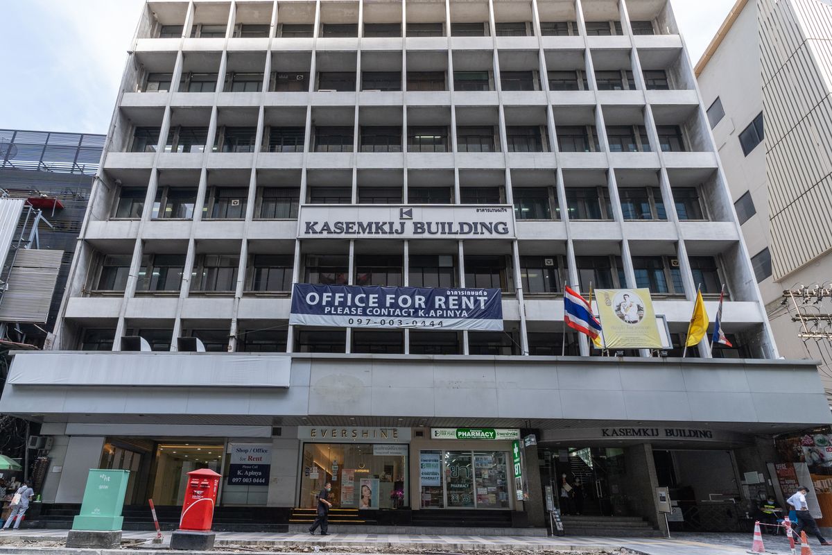 For RentOfficeSilom, Saladaeng, Bangrak : Office for Rent Near BTS / MRT (Silom Road) 