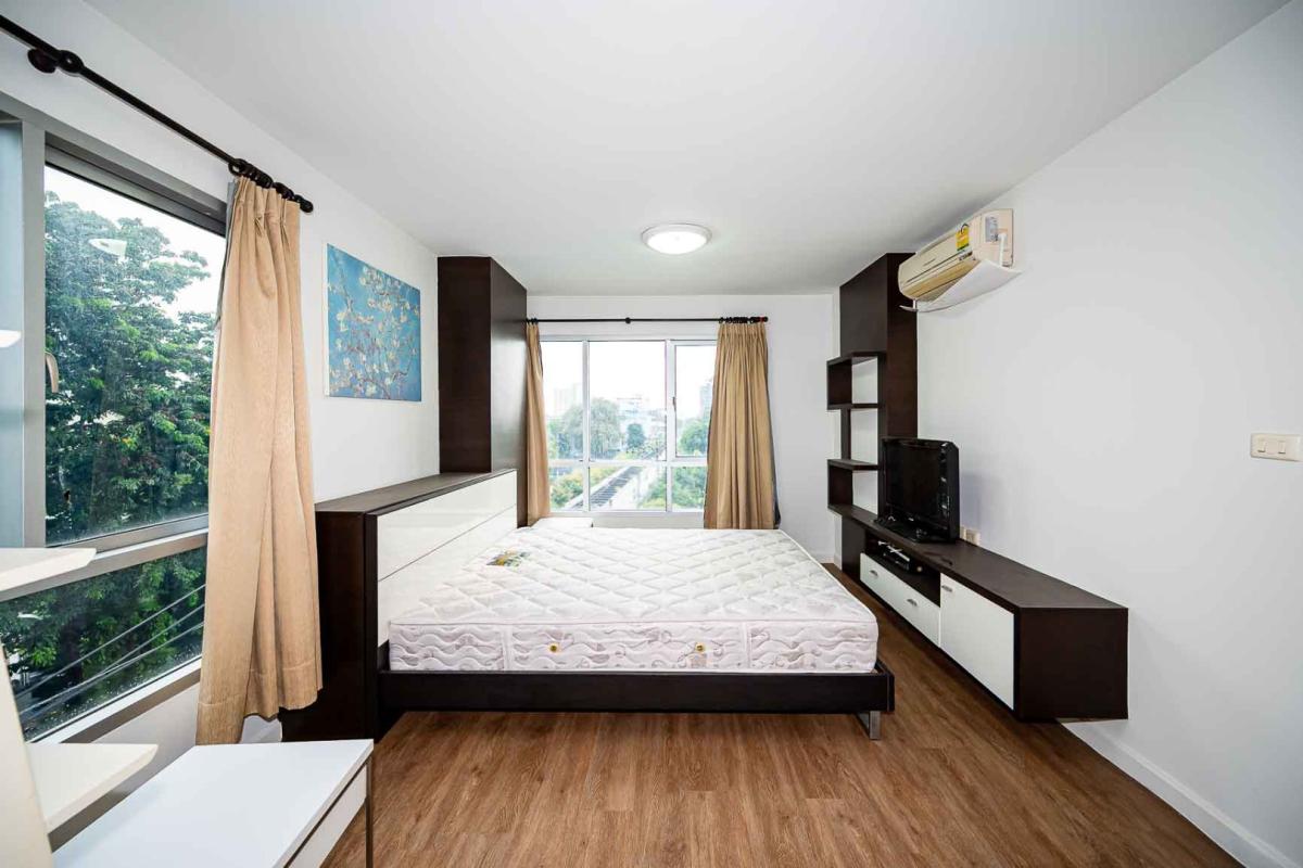 For SaleCondoSukhumvit, Asoke, Thonglor : 🔥Urgent Sale + 🔥Condo One Thonglor Station, near BTS Thonglor, fully furnished, ready to move in